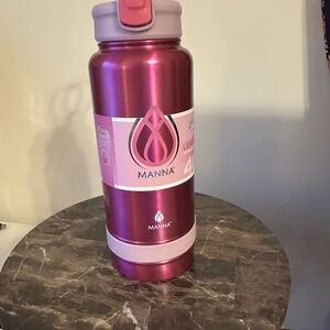 Manna 40 oz Leak Proof Stainless Steel Push Bottle